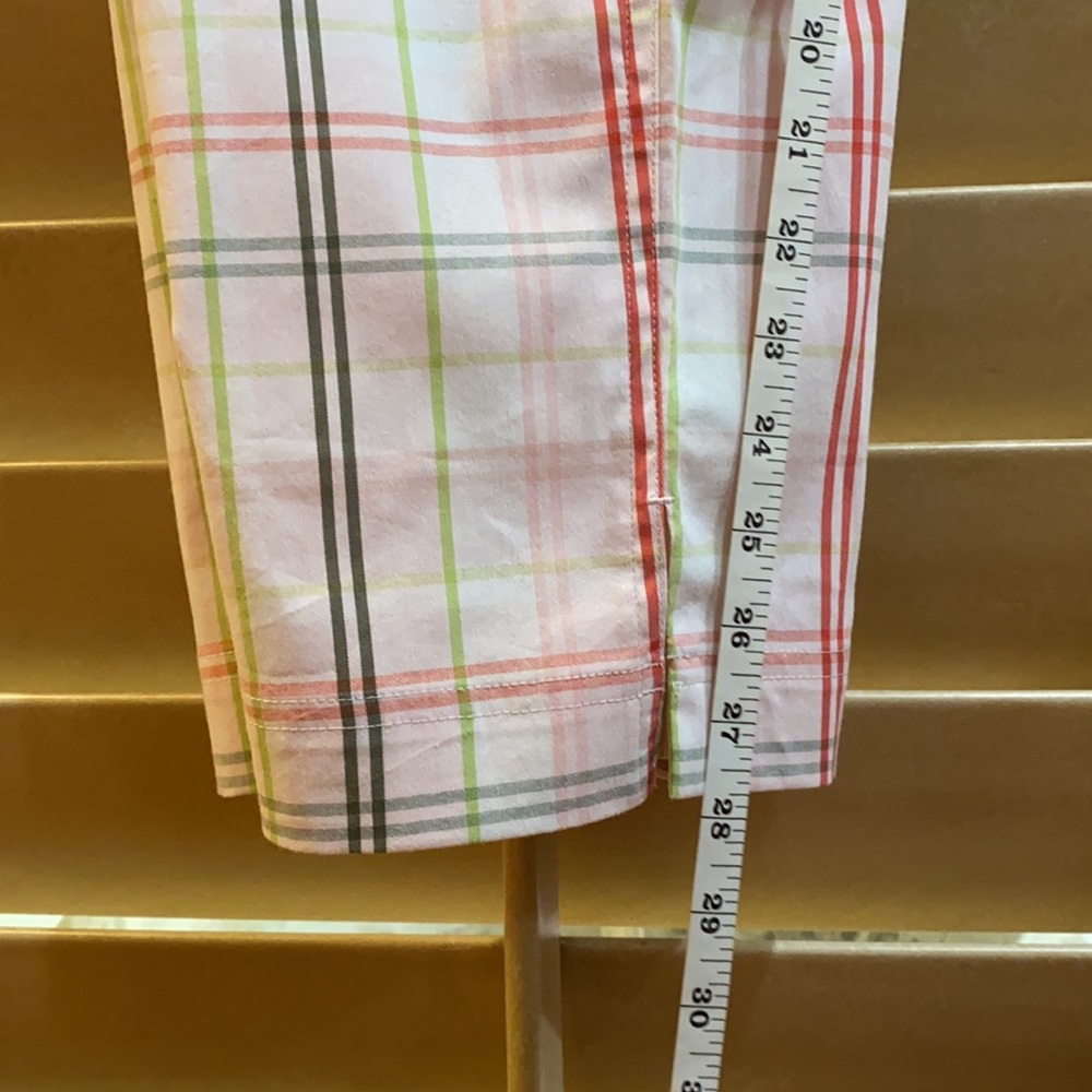 Lija Capri Pants - Picture 4 of 5
